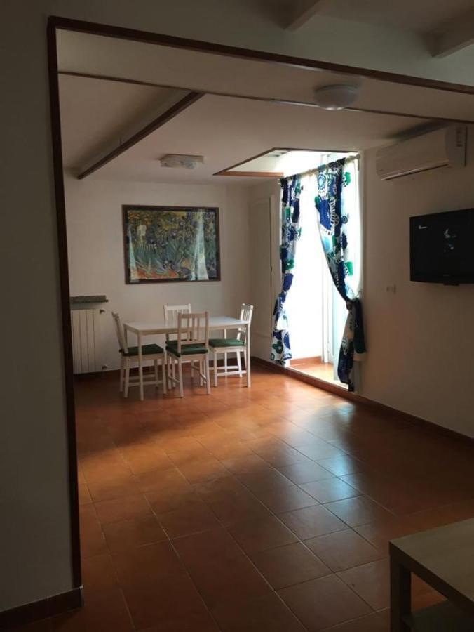Apartamento Mida House Nápoles Exterior foto
